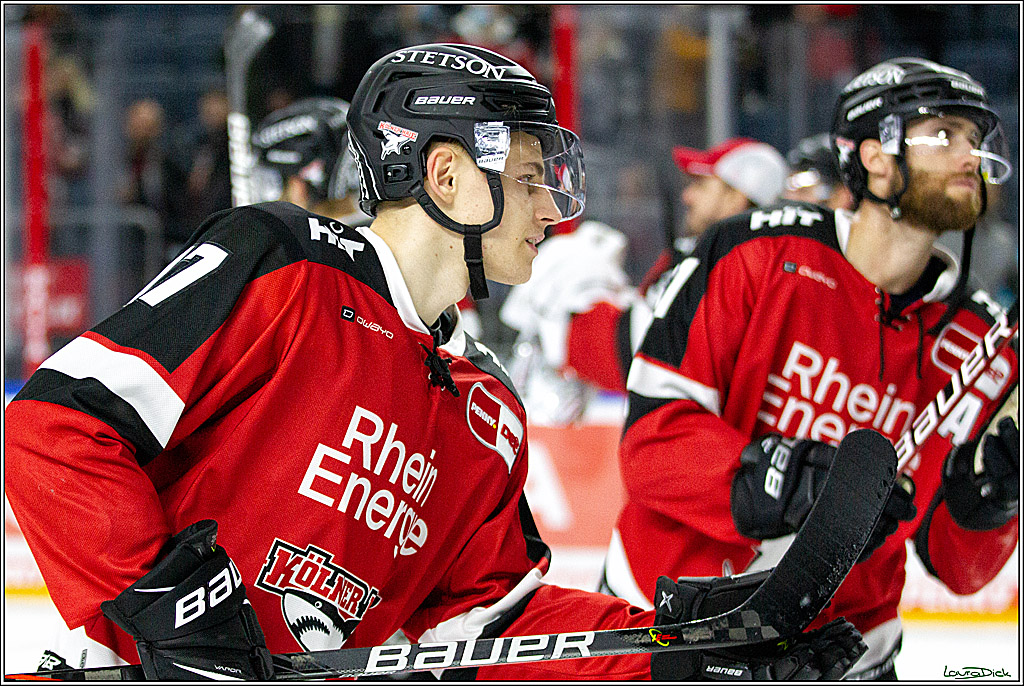 PENNY DEL;  Koelner Haie - Straubing Tigers; Koeln, 15.10.2021